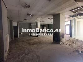 Local en venta en Oliva de 217 m2 photo 0