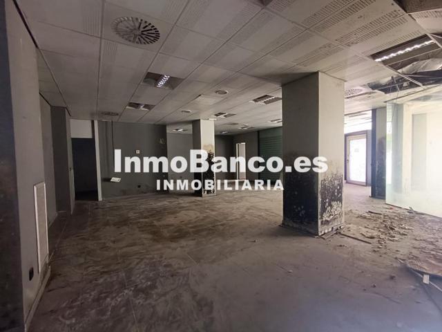 Local en venta en Oliva de 217 m2 photo 0