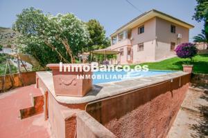 Chalet independiente en la Urb. Santo Domingo photo 0