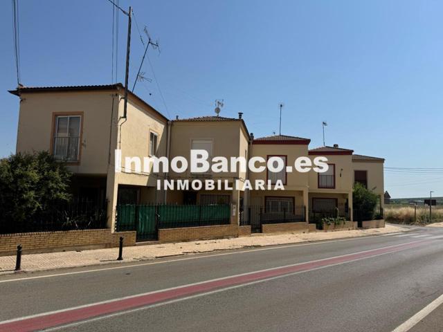 Casa - Chalet en venta en Camporrobles de 132 m2 photo 0