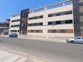 Edificio en venta en Carcaixent de 3141 m2 photo 0