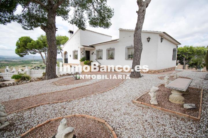 Chalet independiente en Cumbres de Calicanto photo 0