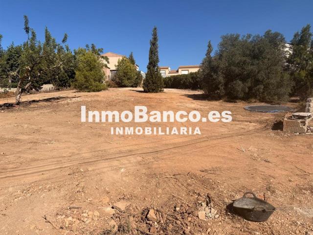 Terreno en venta en Chiva de 1733 m2 photo 0