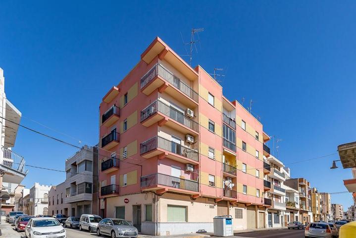 Piso en venta en L&#x27;Alcúdia de 98 m2 photo 0