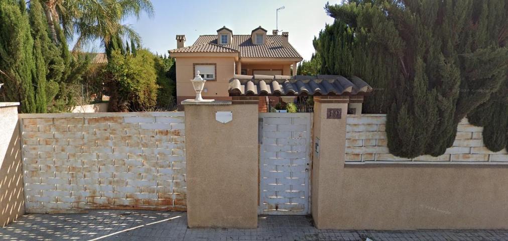 Casa - Chalet en venta en L&#x27;Eliana de 380 m2 photo 0