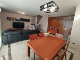 Chalet adosado en venta en Zona Club Deportivo Galapagar-Los Almendros photo 0