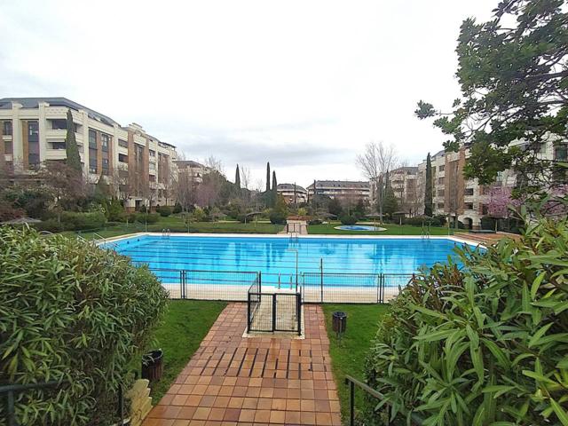 Atico en venta en Zona Monte del Pilar(28221) photo 0