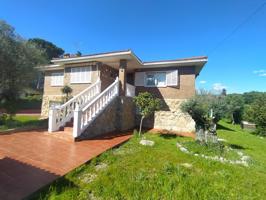 Chalet unifamiliar en venta en Guadarrama photo 0