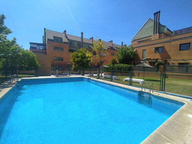 Duplex en venta en Parque Empresarial(28232) photo 0