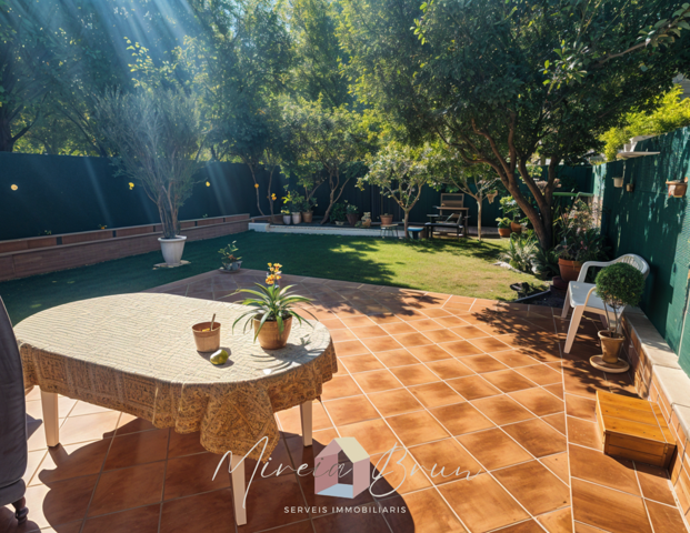 Unifamiliar adosada - Tona photo 0