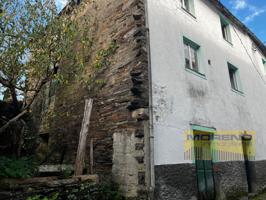 Casa En venta en Samos photo 0