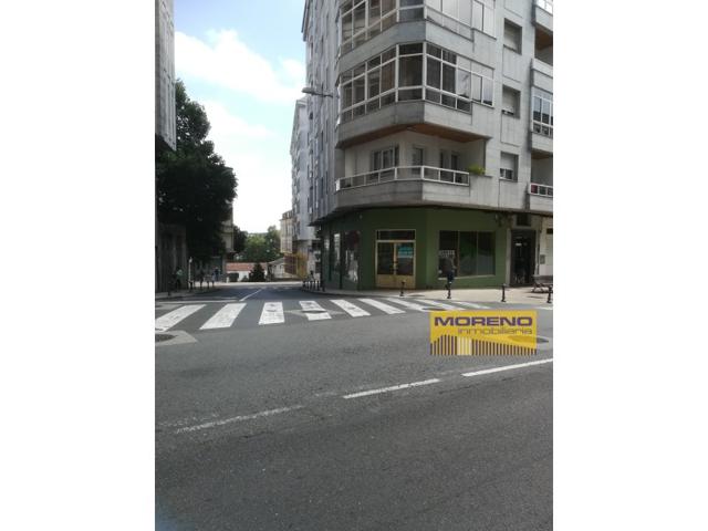 Local En venta en Lugo photo 0