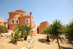 Villa nueva con vista al mar en venta en Javea photo 0