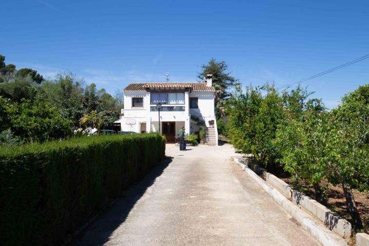 Chalet en venta en DENIA photo 0