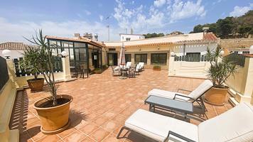 Exclusivo Ático en pleno centro Denia photo 0