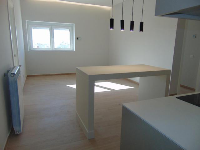 PISO RECIÉN REFORMADO ZONA CUZCO-CASTILLEJOS photo 0