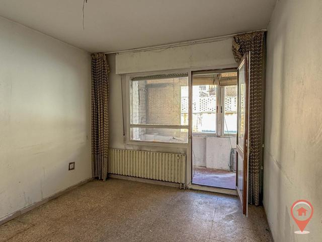 VIVIENDA PARA REFORMAR photo 0