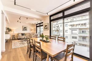 Elegante y exclusiva vivienda REFORMADA con terraza en Sant Gervasi - Barcelona photo 0