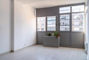 Oficina tipo loft en alquiler photo 0