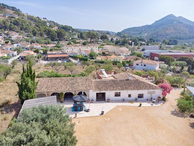 Finca Campestre Tranquila en Venta en Alcalalí con Vistas a las Montañas y Encanto Auténtico photo 0
