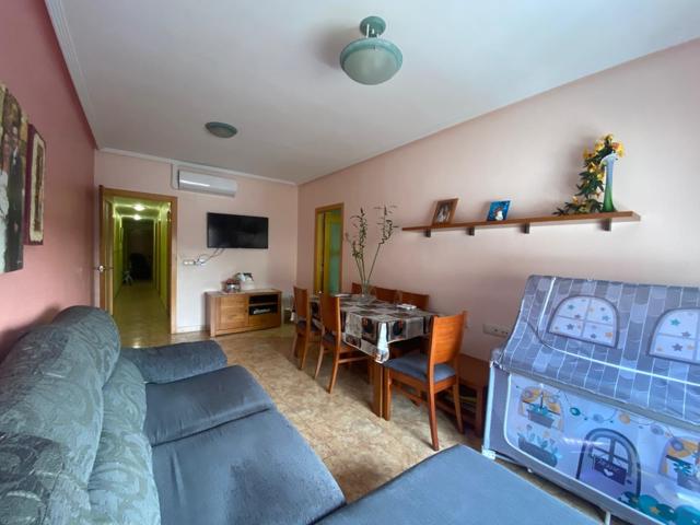 Se vende piso en Redován (sectro b-4) photo 0