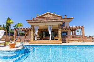 Casa o chalet independiente en venta en Manantiales - Lagar - Cortijo photo 0