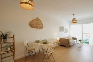 APARTAMENTO EN AVENIDA LAS PALMERAS photo 0