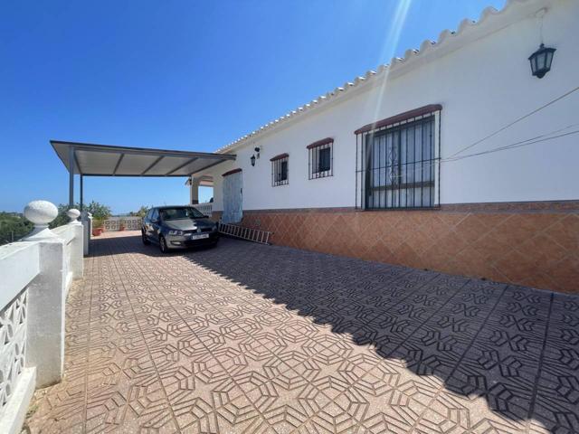 Venta de chalet rústico en Estepona photo 0