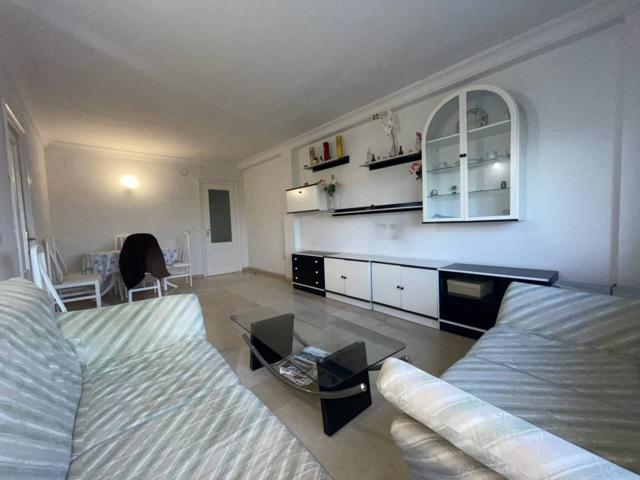 Venta de piso en Estepona photo 0