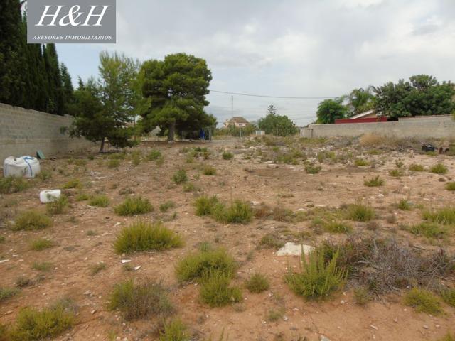 Se vende terreno urbano de 2000 m2 en Betera. - H H Asesores, Inmobiliaria en Burjassot- photo 0