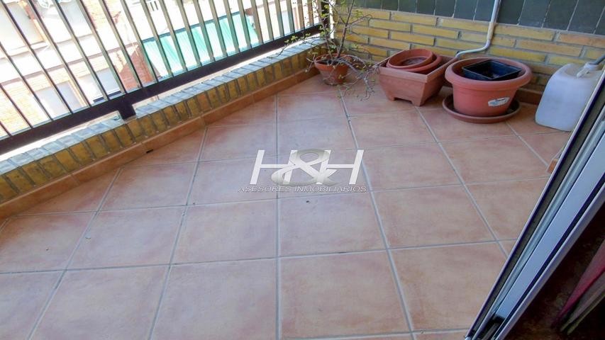 Se alquila piso en Zona Burjassot-Godella. -HH Asesores, Inmobiliaria en Burjassot- photo 0