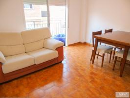 Se alquila piso para estudiantes en Zona Concordia . - HH Asesores, Inmobiliaria en Burjassot-. photo 0