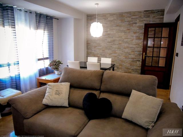 Se alquila piso reformado en Zona Concordia. - HH Asesores, Inmobiliaria en Burjassot-. photo 0