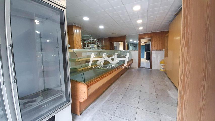 Se vende pastelería en activo en zona Ayuntamiento. - HH Asesores, Inmobiliaria en Burjassot - photo 0