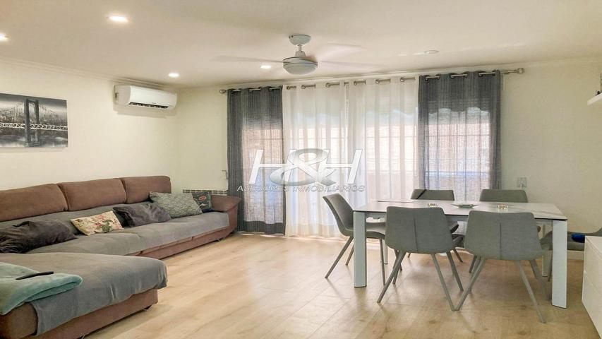 Piso En venta en Barri Del Crist, Aldaia photo 0