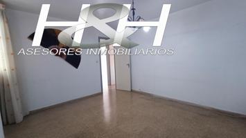 Piso en la localidad de Burjassot photo 0