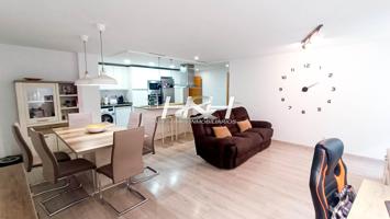 Exclusivo Piso en Godella: Modernidad y Comodidad en Barranquet - El Salvador photo 0