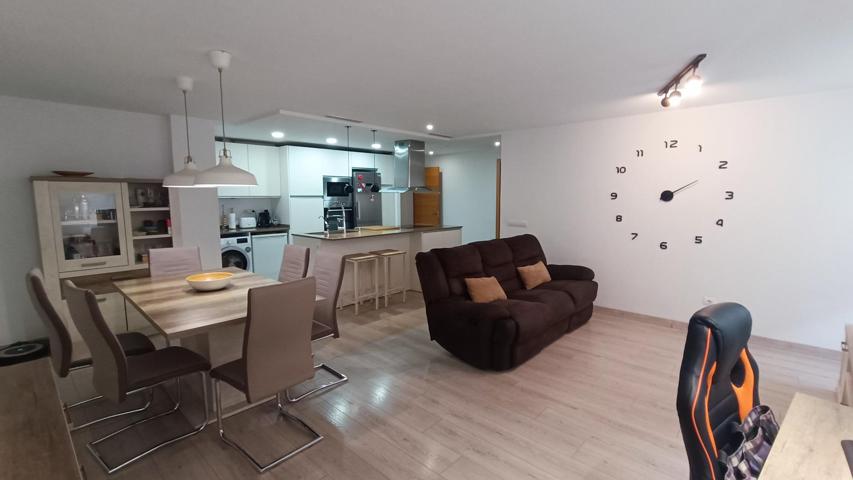 Exclusivo Piso en Godella: Modernidad y Comodidad en Barranquet - El Salvador photo 0