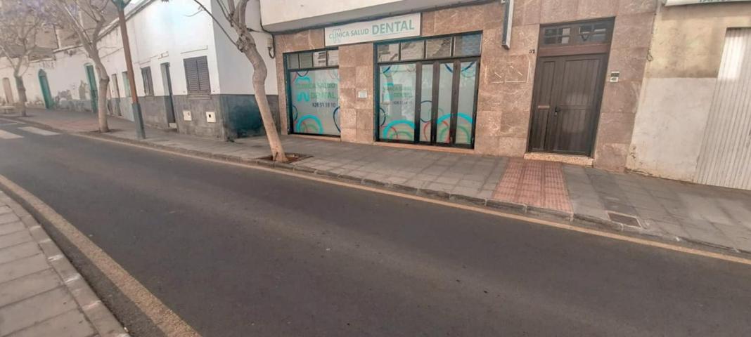 Alquiler de céntrico local en Arrecife photo 0