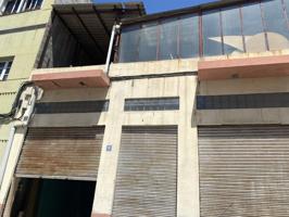 SE VENDE EDIFICO 2 ALTURAS EN SANTA CRUZ photo 0