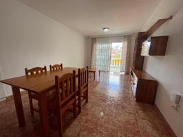 SE VENDE COQUETO PISO 3 HABITACIONES, CANDELARIA photo 0
