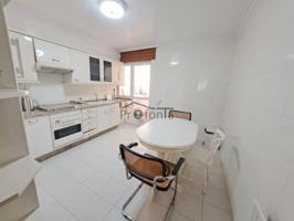 Piso de 3 hab. en Betanzos. Ref. P1496 photo 0