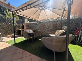 Adosado en venta en Rivas-Vaciamadrid de 209 m2 photo 0