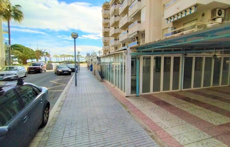 Local comercial - La Pineda photo 0