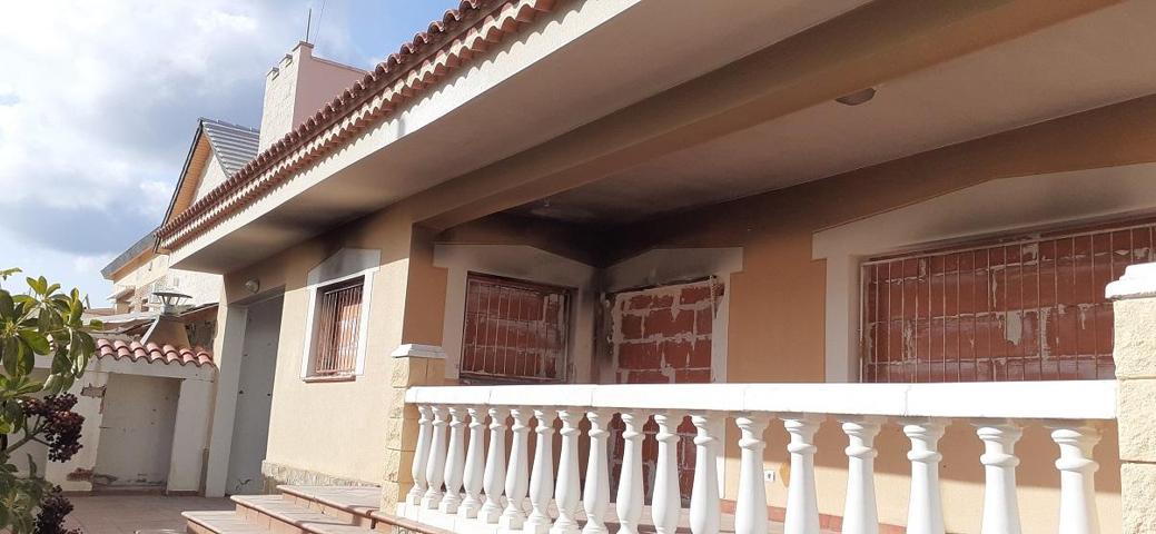 Chalet - Torre - Mont-roig del Camp photo 0