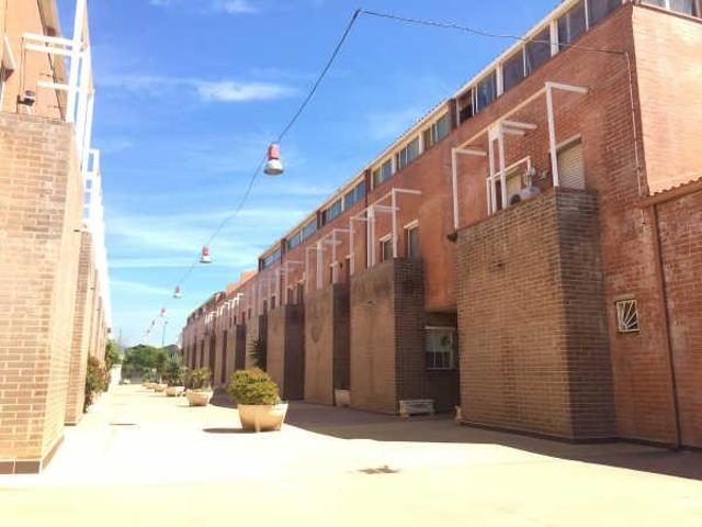 Unifamiliar adosada - Reus photo 0