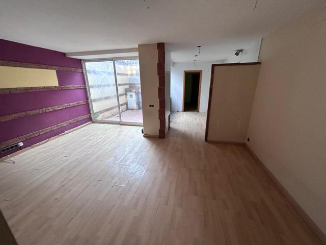 Piso - Poboleda photo 0