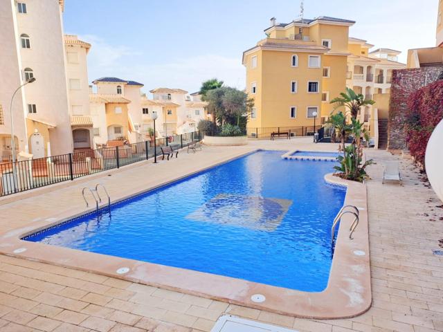 Hermoso apartamento en un complejo residencial cerrado en Dehesa de Campoamor photo 0