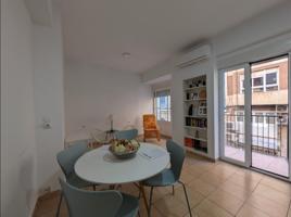 Oportunidad única en pleno centro de Alicante – Piso de 3 habitaciones en Calle Navas photo 0