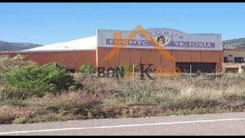 SE VENDE O SE ALQUILA NAVE INDUSTRIAL EN FUENTE VICTORIA photo 0